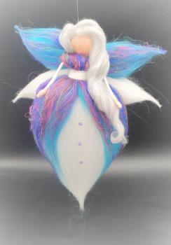 Preview: Exklusive Elfe mit indischer Seide